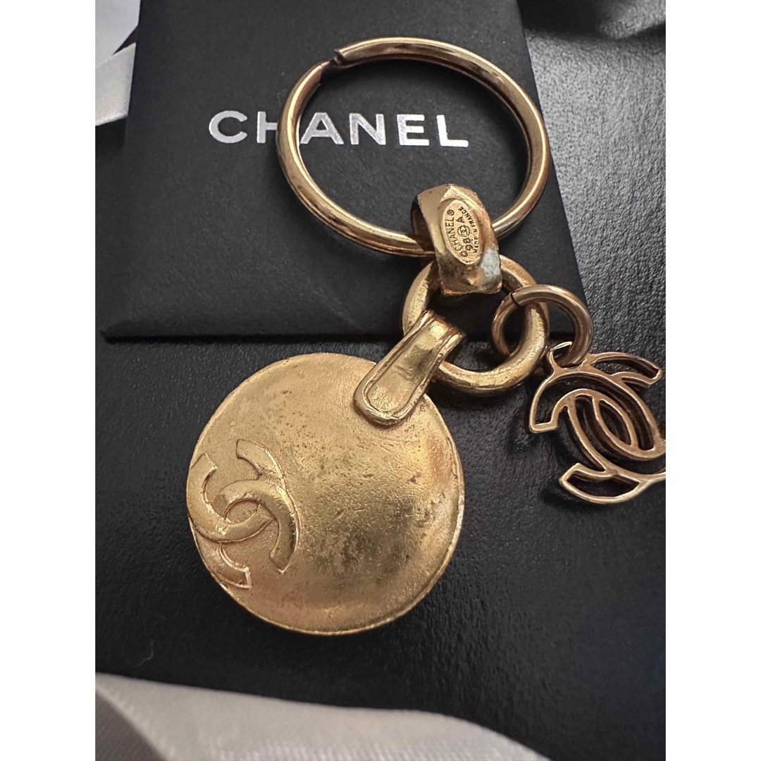 【2025年】エレガントファッションを上品に着 CHANEL - CHANEL《キーリング・バッグチャーム》ココマーク その他
