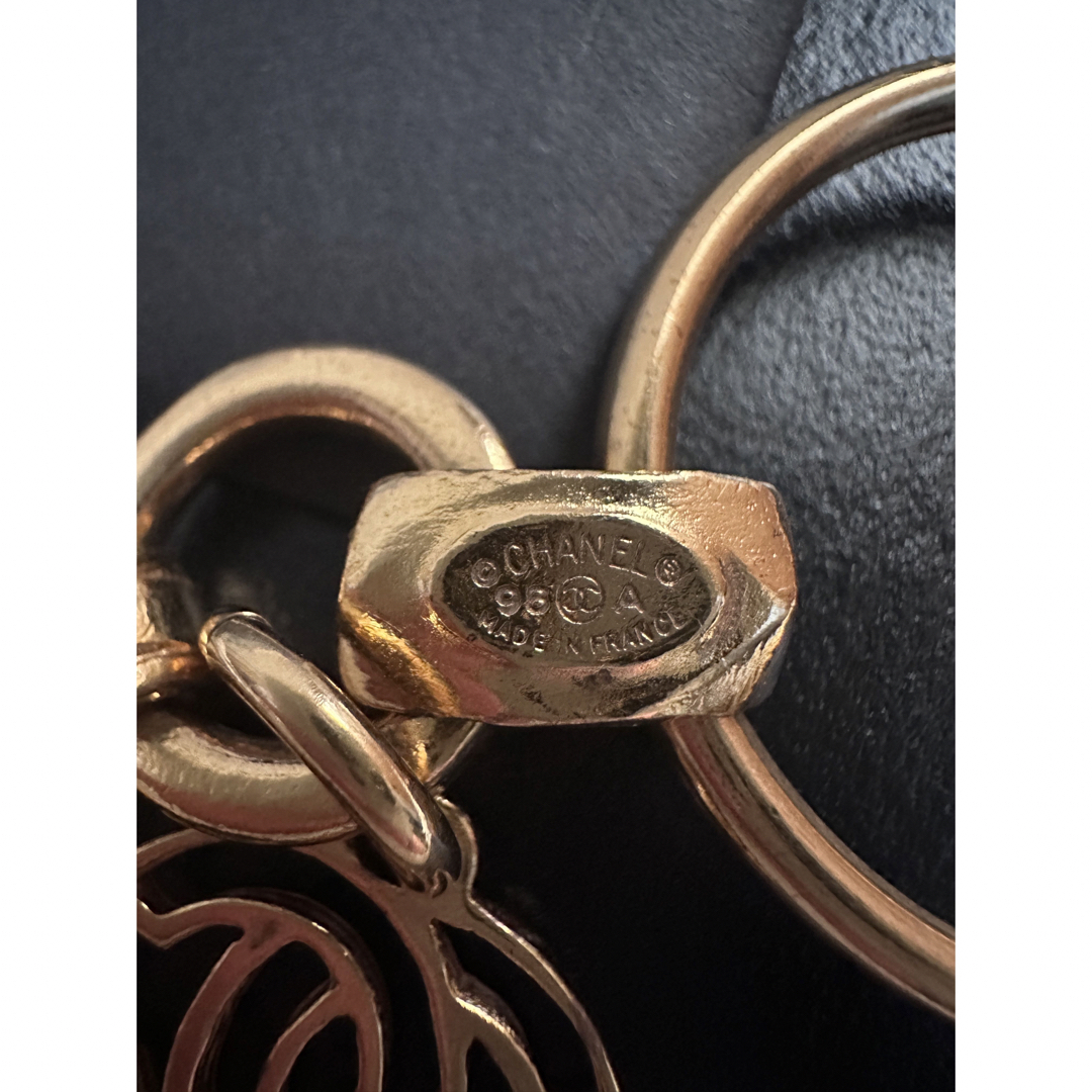 CHANEL - CHANEL《キーリング・バッグチャーム》ココマーク CHANEL - CHANEL《キーリング・バッグチャーム》ココマーク