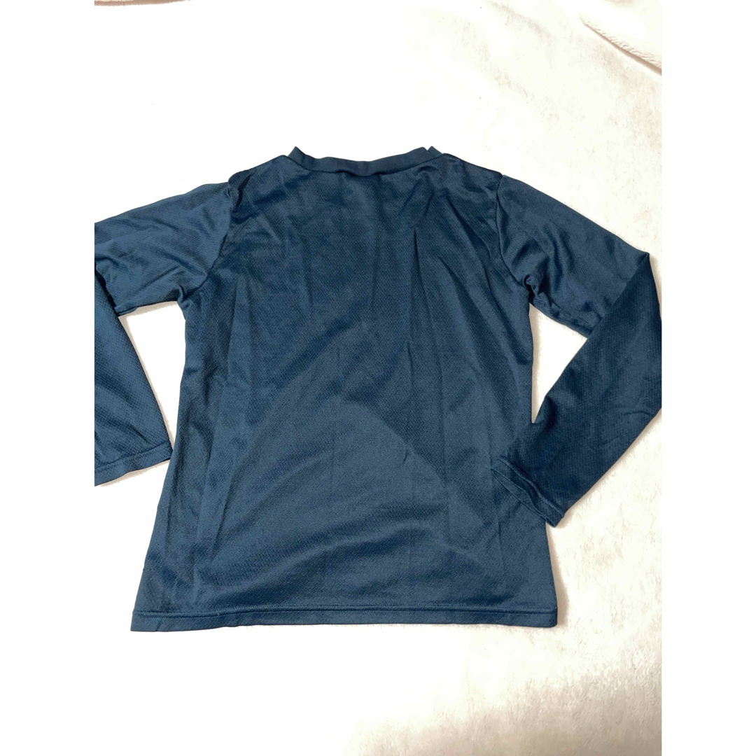 adidas(アディダス)のナイキ　半袖Tシャツ　と　アディダス　アンダーシャツ　2枚セット【中古】Mサイズ レディースのトップス(Tシャツ(半袖/袖なし))の商品写真