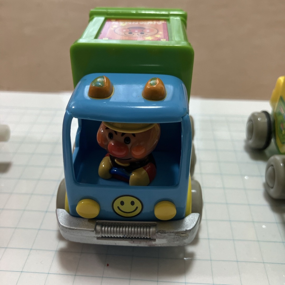 アンパンマン　ゼンマイカー キッズ/ベビー/マタニティのおもちゃ(電車のおもちゃ/車)の商品写真