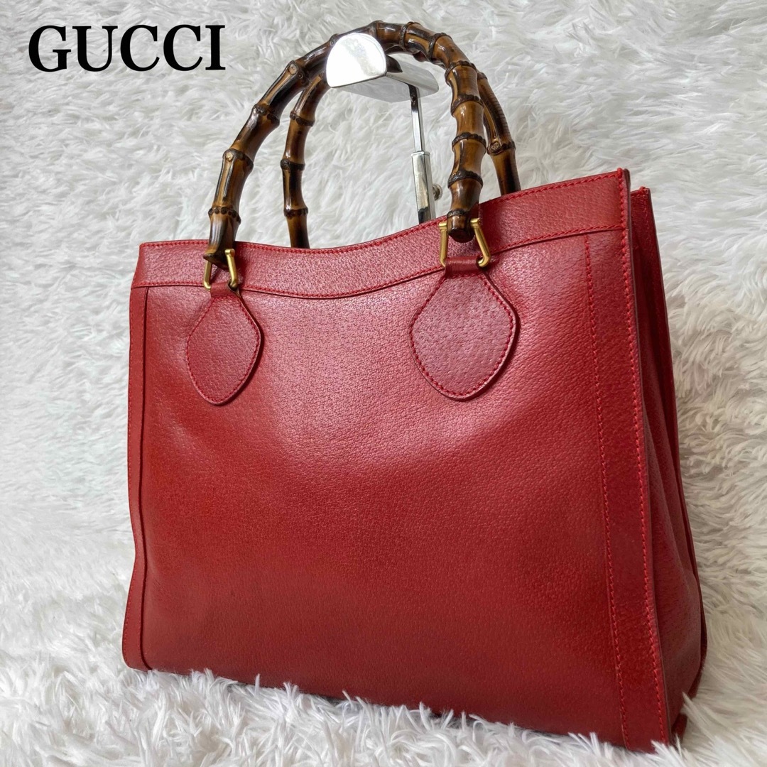 Gucci(グッチ)の希少色・ベタ無し✨グッチ　ハンドバッグ　ダイアナ　バンブー　レザー　レッド レディースのバッグ(ハンドバッグ)の商品写真