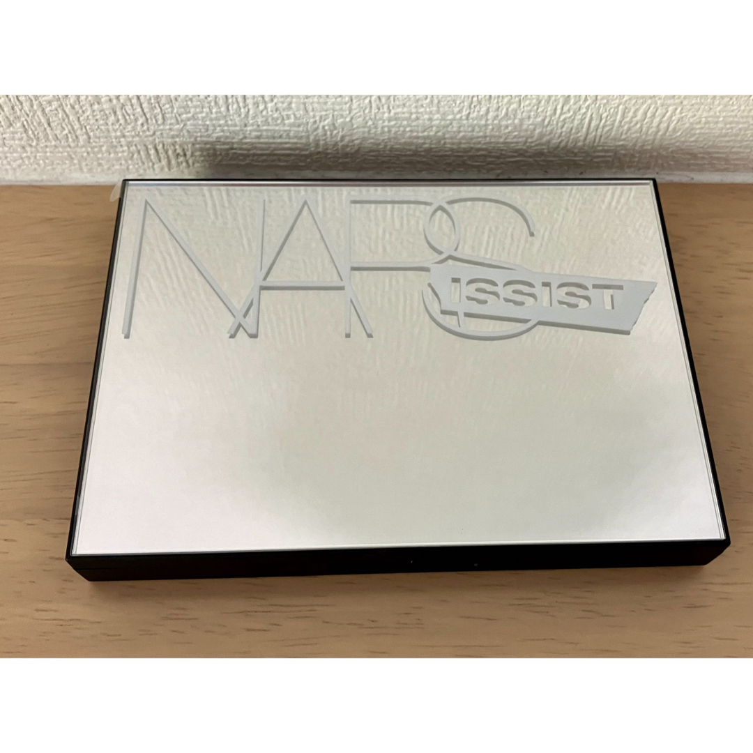 NARS(ナーズ)のNARS イスト アイシャドーパレット コスメ/美容のベースメイク/化粧品(アイシャドウ)の商品写真