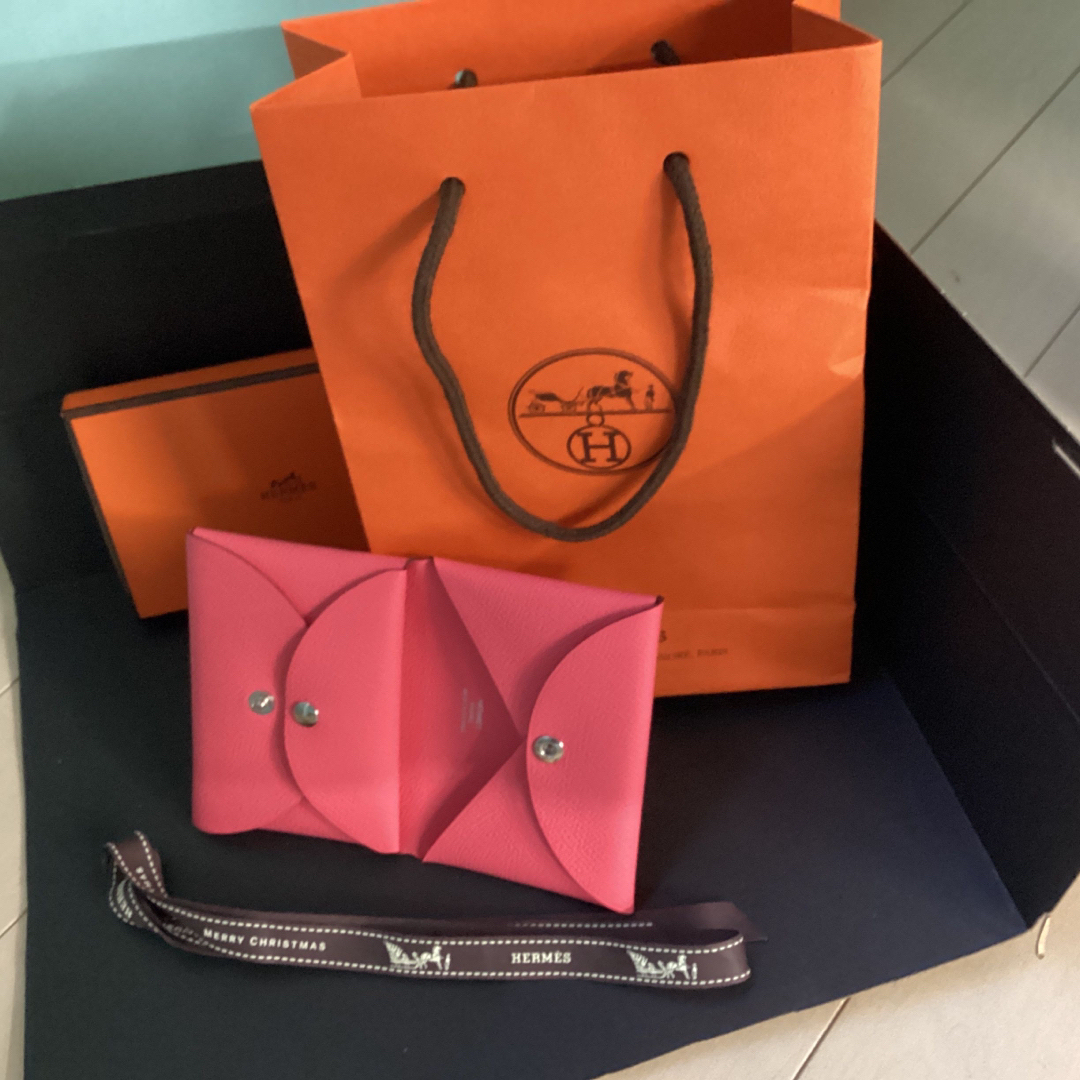 Hermes(エルメス)のエルメス　ＨＥＲＭＥＳ　カルヴィ　コイン　小銭入れ　ピンク レディースのファッション小物(コインケース)の商品写真