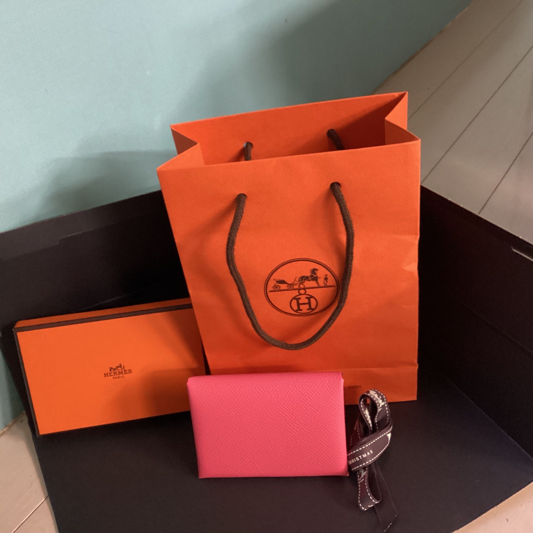 Hermes(エルメス)のエルメス　ＨＥＲＭＥＳ　カルヴィ　コイン　小銭入れ　ピンク レディースのファッション小物(コインケース)の商品写真