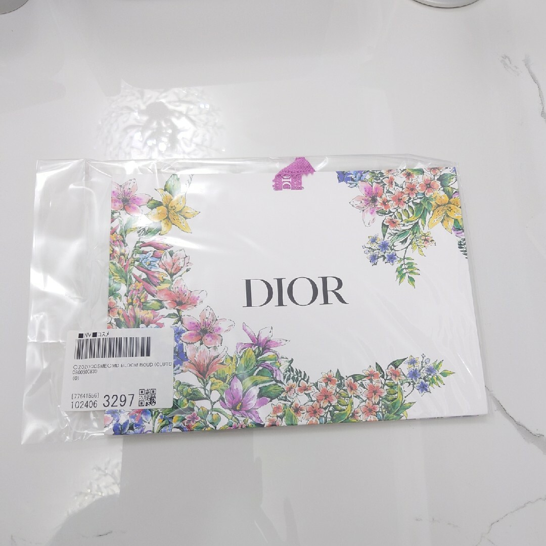 Dior(ディオール)のディオール　アディクト　リップスティック682（口紅） コスメ/美容のベースメイク/化粧品(口紅)の商品写真