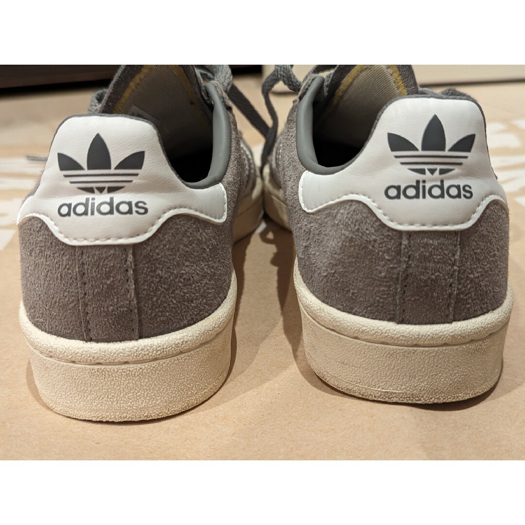 adidas(アディダス)のadidas　スニーカー　レディース　サイズ23.5 レディースの靴/シューズ(スニーカー)の商品写真