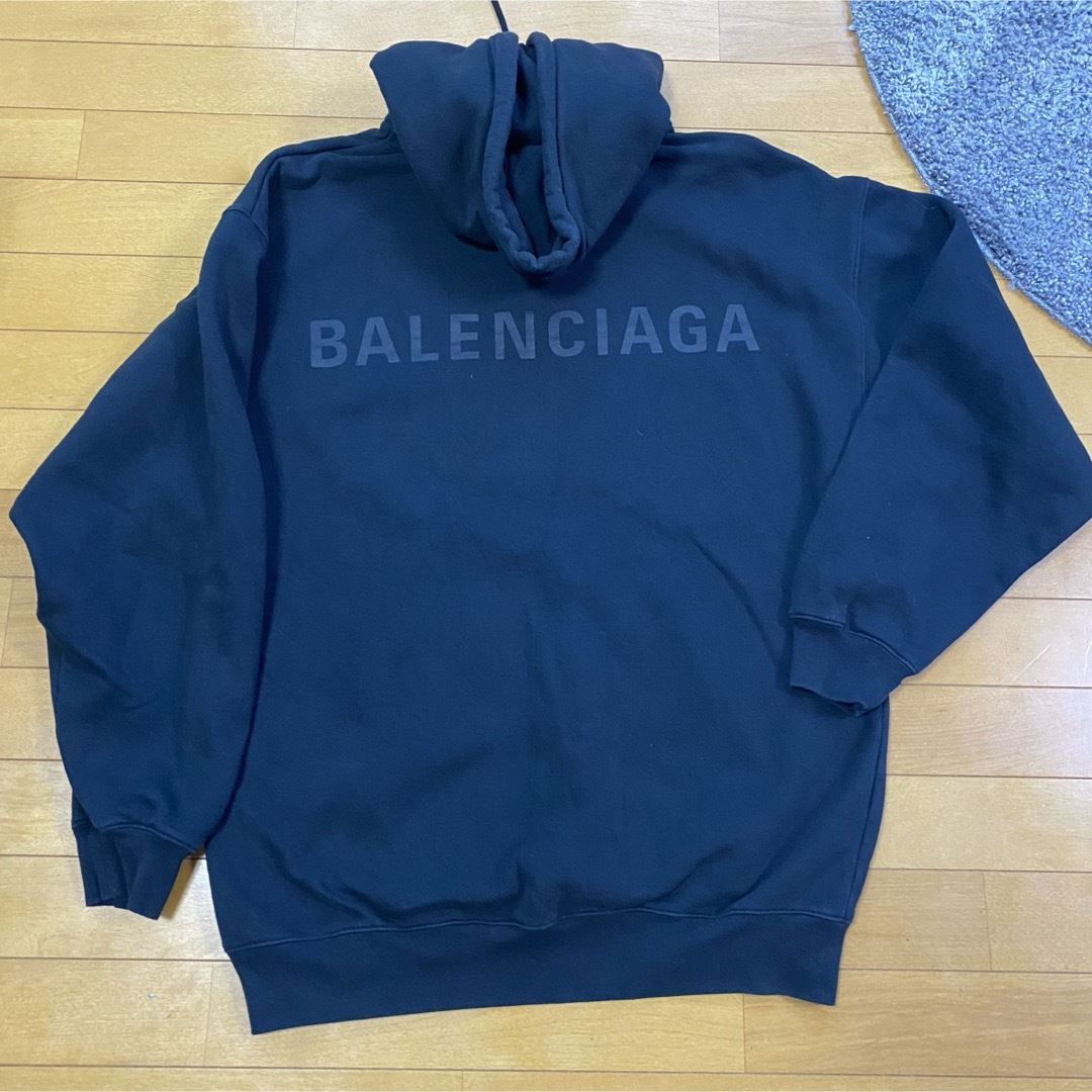 BALENCIAGA - バレンシアガ パーカー 人気商品!サイズL 美品 BALENCIAGA - バレンシアガ パーカー 人気商品!サイズL 美品