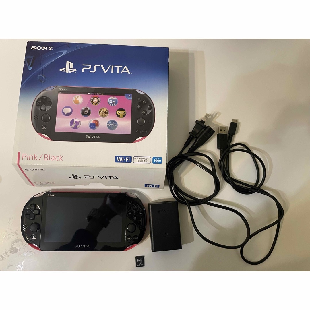 PlayStation Vita - PS VITA-2000本体 64GBメモリカード付の通販 by ら