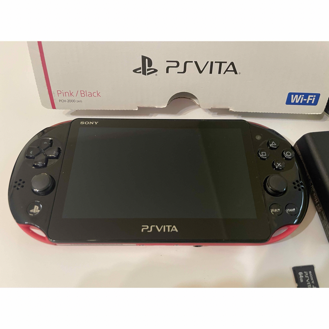 PlayStation Vita - PS VITA-2000本体 64GBメモリカード付の通販 by ら