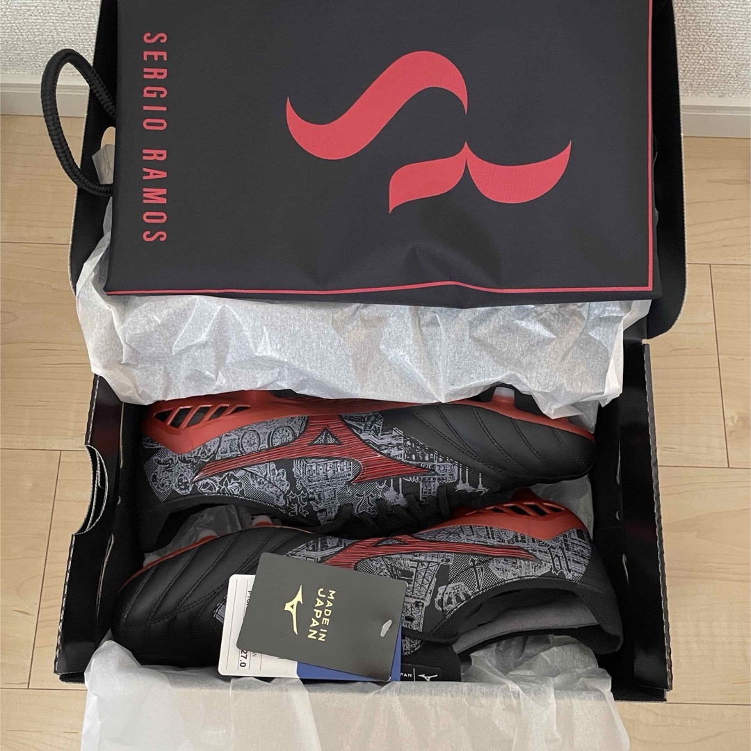 MIZUNO(ミズノ)の限定品　ミズノ　モレリア　スパイク スポーツ/アウトドアのサッカー/フットサル(シューズ)の商品写真