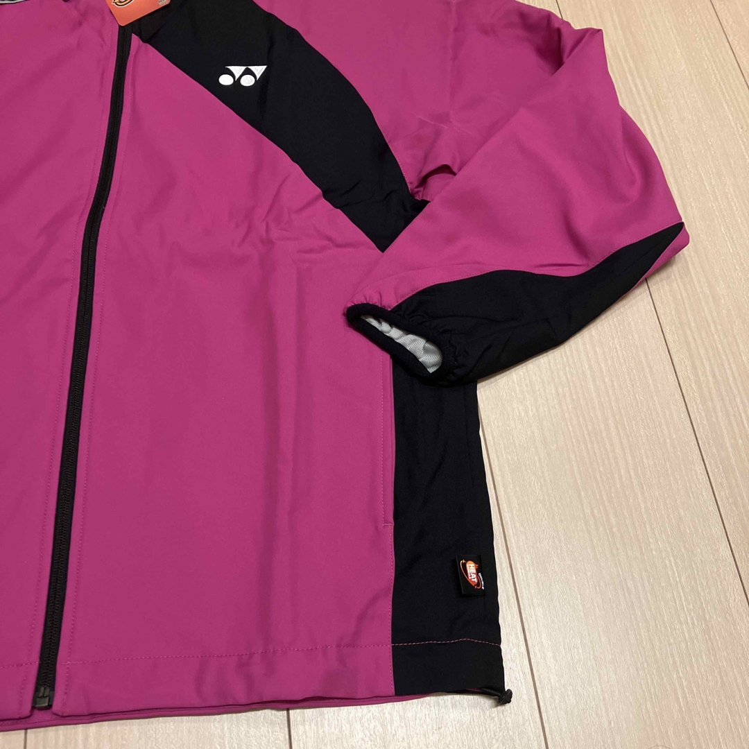 YONEX(ヨネックス)の新品　Ｓ　ヨネックス ウィンドブレーカー トップス 防寒 ピンク スポーツ/アウトドアのテニス(ウェア)の商品写真