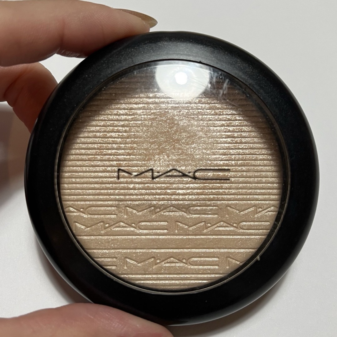 MAC(マック)のM.A.C エクストラディメンションスキンフィニッシュダブルダブルグリーム コスメ/美容のベースメイク/化粧品(フェイスカラー)の商品写真