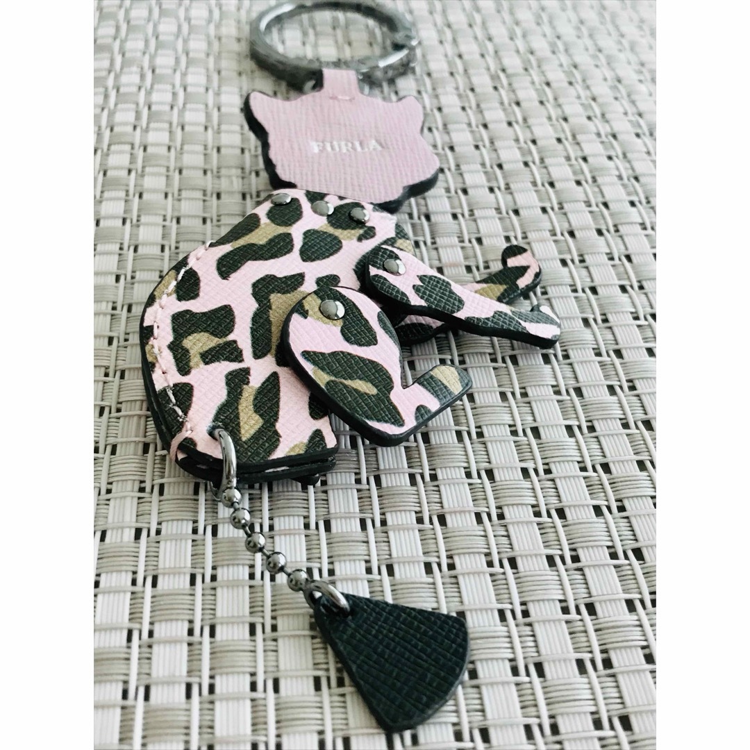 FURLA フルラ チャーム ゴールド ピンク 美品 ハート