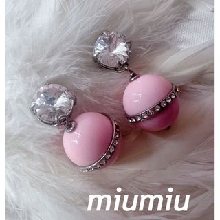 ミュウミュウ(miumiu)のミュウミュウ　イヤリング　ピンク✖️ダイヤ（キュービック）(イヤリング)