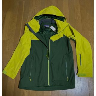 パタゴニア(patagonia)の新品・未使用　パタゴニア  パウダーボウルジャケット(マウンテンパーカー)