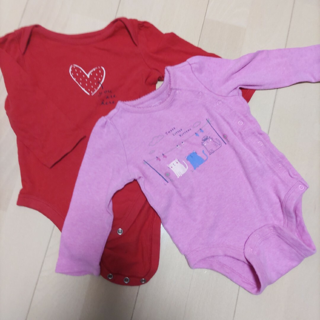 babyGAP(ベビーギャップ)のロンパース2着セット キッズ/ベビー/マタニティのベビー服(~85cm)(ロンパース)の商品写真