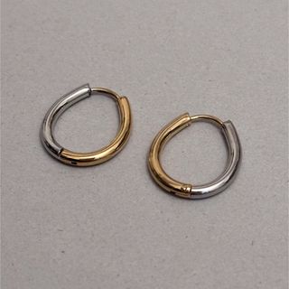 トゥデイフル(TODAYFUL)のContrast thin hoop pierce No.1181(ピアス)