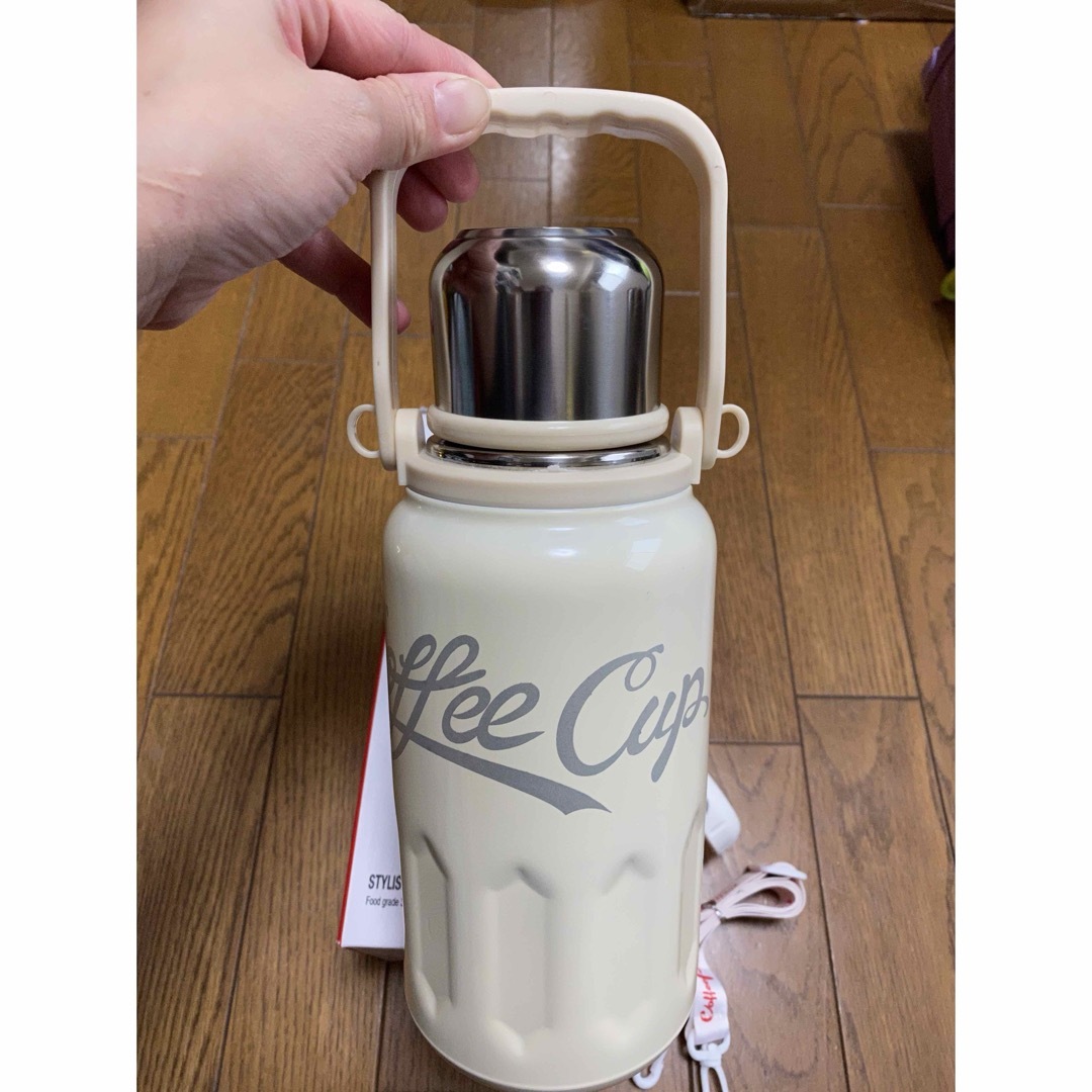 コカ・コーラ(コカコーラ)のスタイリッシュコーヒーメーカー 1200ml インテリア/住まい/日用品のキッチン/食器(収納/キッチン雑貨)の商品写真