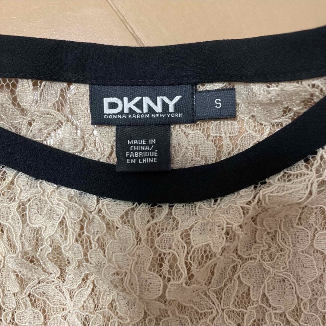 DKNY(ダナキャランニューヨーク)の【美品】DKNY レースワンピース レディースのワンピース(ロングワンピース/マキシワンピース)の商品写真