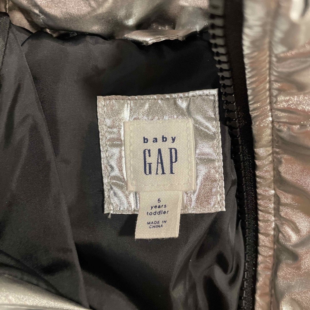 GAP(ギャップ)のGAP ダウンコート　5yrs キッズ/ベビー/マタニティのキッズ服男の子用(90cm~)(ジャケット/上着)の商品写真