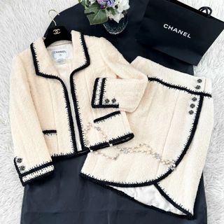 シャネル(CHANEL)の★CHANEL★新品同様★グリポア★ツイード★バイカラー★セットアップスーツ(スーツ)