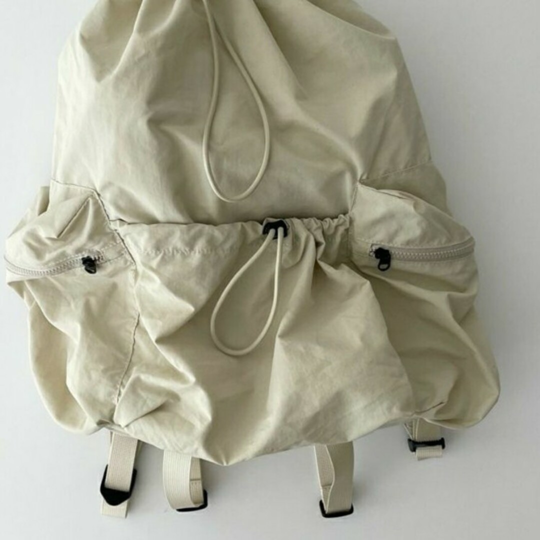 【500mlペットボトル収納可】ドローストリングリュック レディースのバッグ(リュック/バックパック)の商品写真