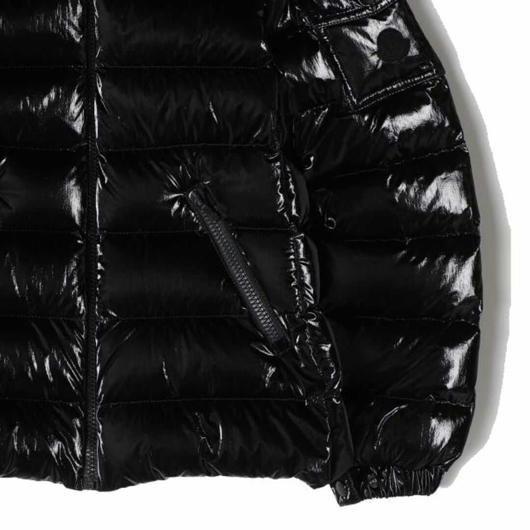 MONCLER(モンクレール)の●新品/正規品● MONCLER Bady 袖ロゴ フード ダウン レディースのジャケット/アウター(ダウンジャケット)の商品写真