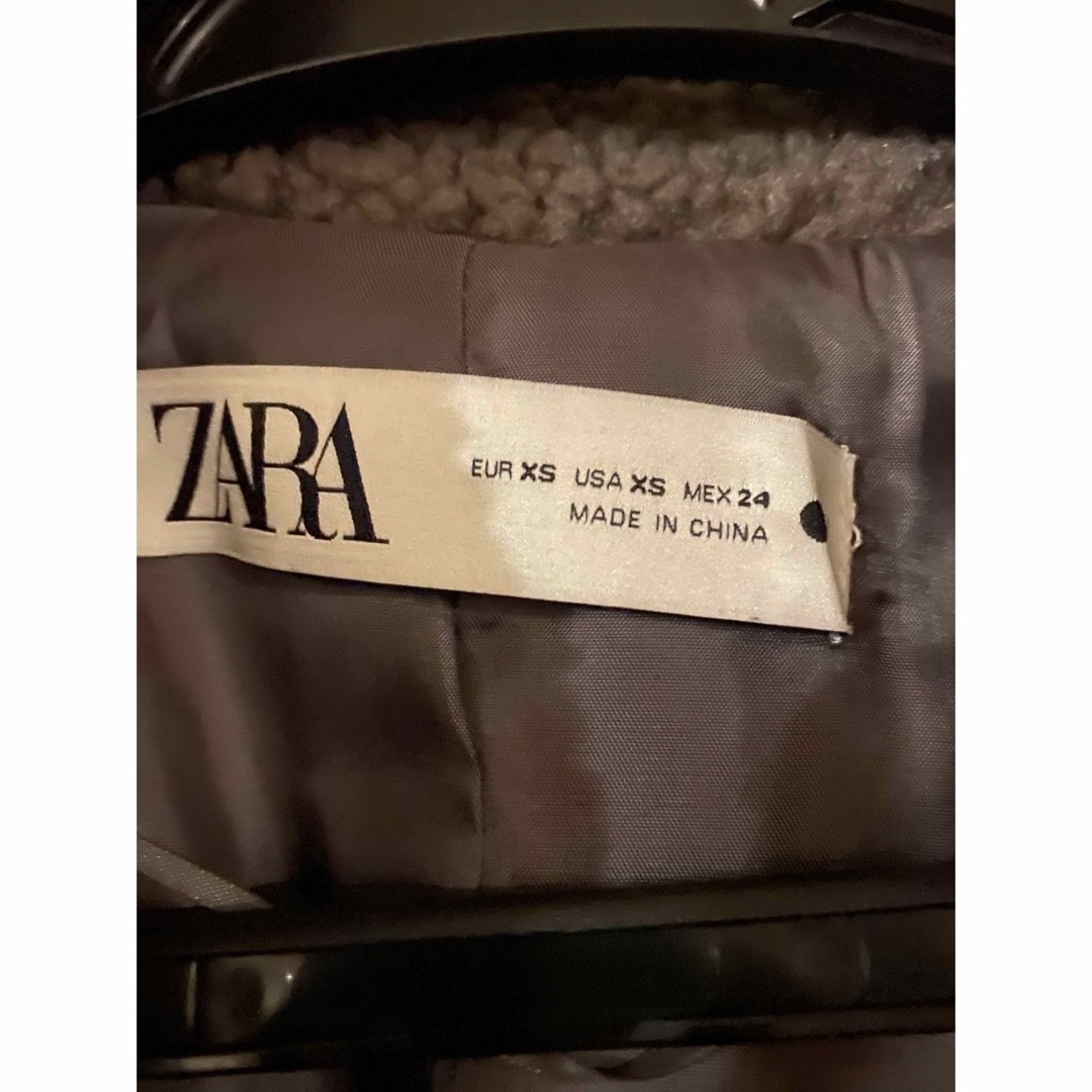 ZARA(ザラ)のZara ロング　テディ風コート レディースのジャケット/アウター(毛皮/ファーコート)の商品写真