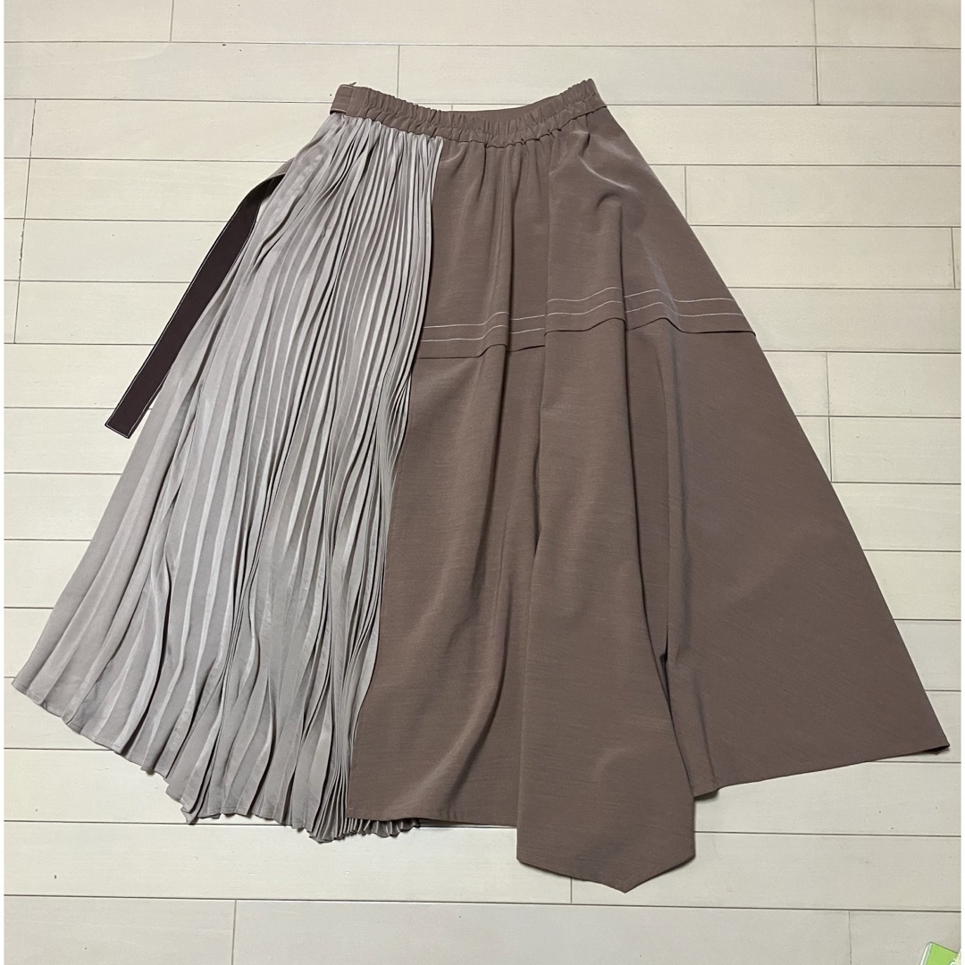 LADY MADE(レディメイド)のLADYMADE イレギュラーヘム切り替え　ロング巻スカートブラウン×ベージュ レディースのスカート(ロングスカート)の商品写真