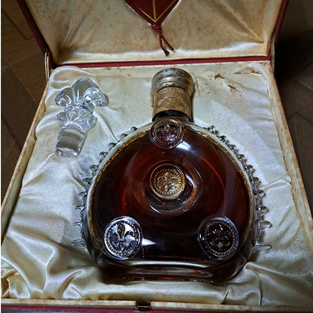 レミーマルタン　ルイ13世　クリスタルバカラ 食品/飲料/酒の酒(ブランデー)の商品写真
