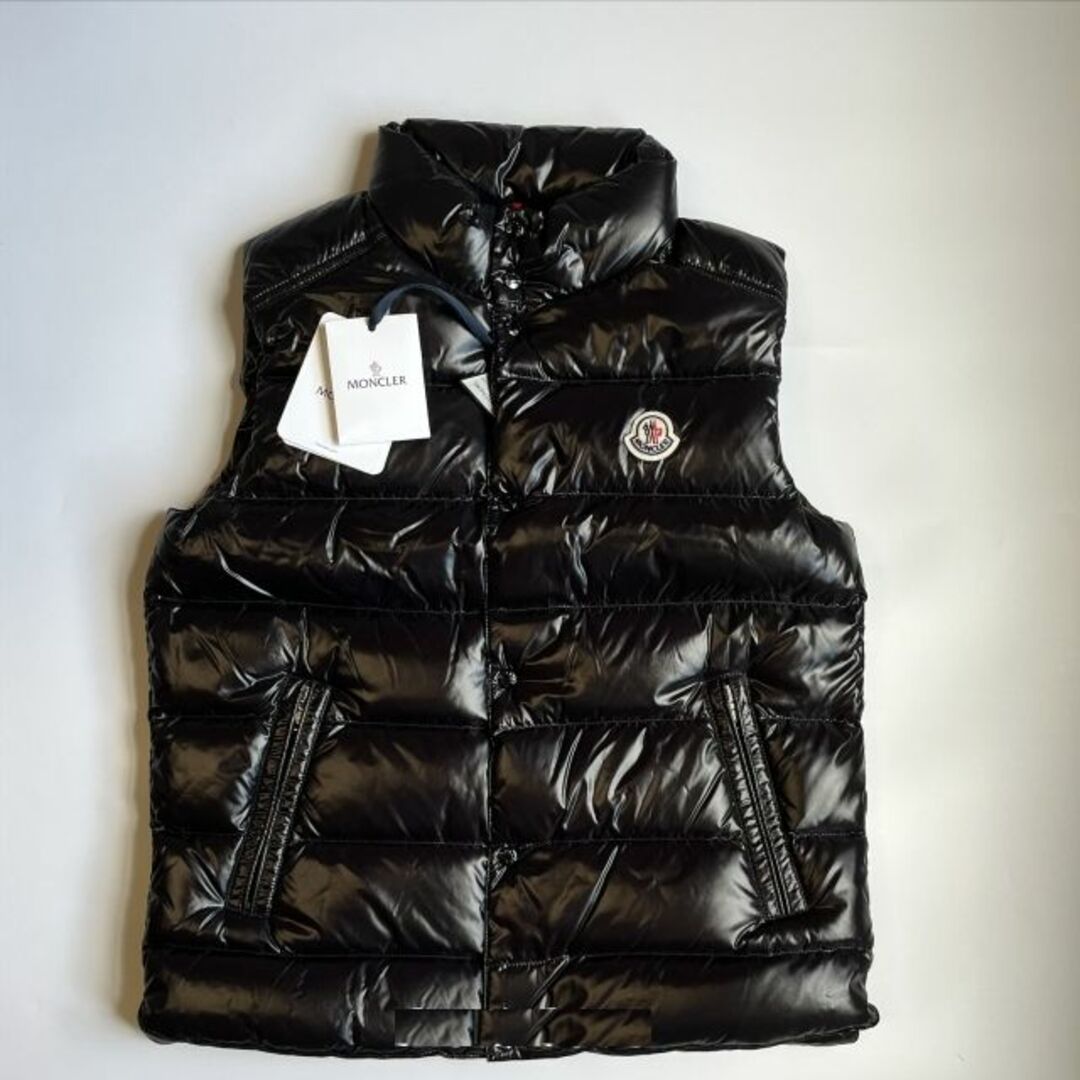 MONCLER(モンクレール)の●新品/正規品● MONCLER Tib ロゴ ベスト レディースのジャケット/アウター(ダウンベスト)の商品写真