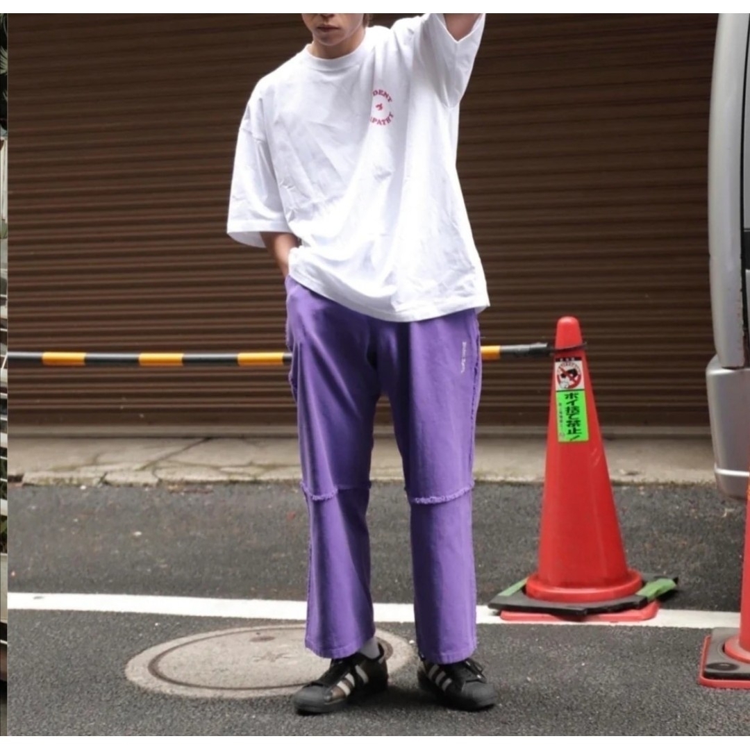 Supreme(シュプリーム)の新品　student apathy　Mサイズ　アンクルチノパンツ　パープル メンズのパンツ(チノパン)の商品写真