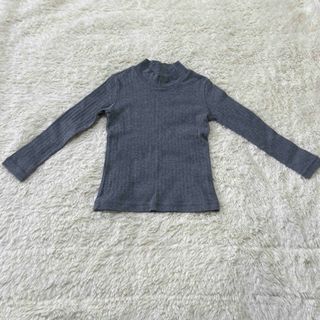 ユニクロ(UNIQLO)の子供服　ユニクロ　トップス　長袖110(ニット)