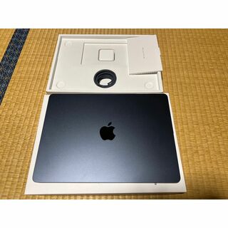 マック(Mac (Apple))のMacBook Air 13  2022 　M2　16GB/256GB(ノートPC)