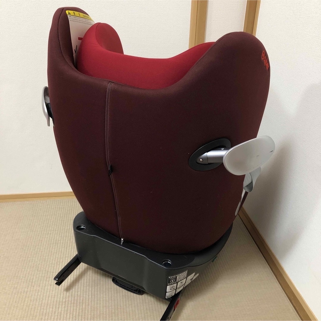 cybex(サイベックス)の【美品！ドイツ製ベビー・チャイルドシート】Cybex シローナ キッズ/ベビー/マタニティの外出/移動用品(自動車用チャイルドシート本体)の商品写真