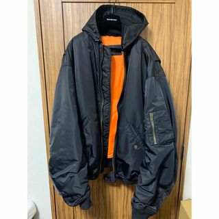 バレンシアガ(Balenciaga)のバレンシアガ　22ss　ボンバー(フライトジャケット)