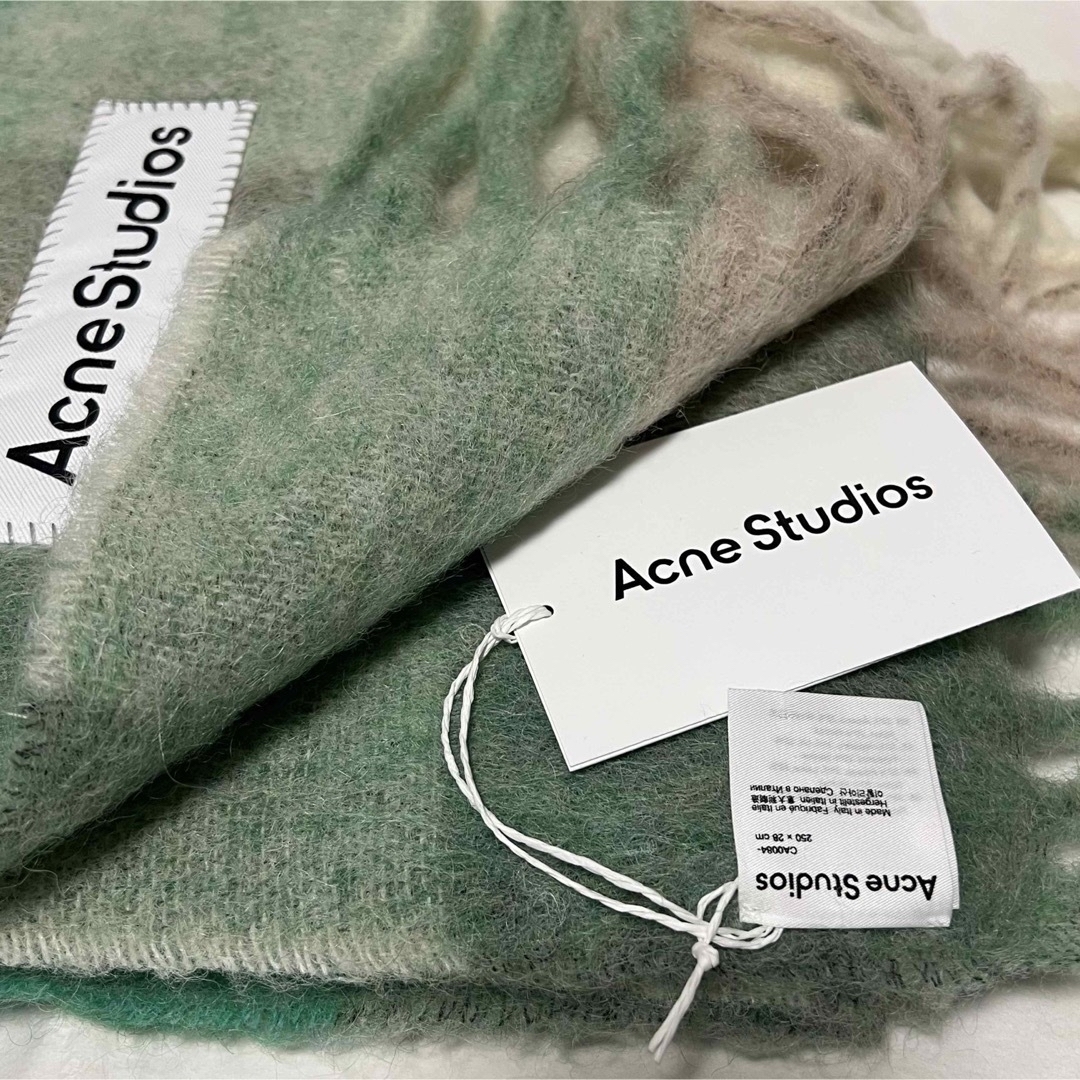 Acne Studios(アクネストゥディオズ)のAcne Studios アクネ ストゥディオズ  チェック フリンジ マフラー レディースのファッション小物(マフラー/ショール)の商品写真