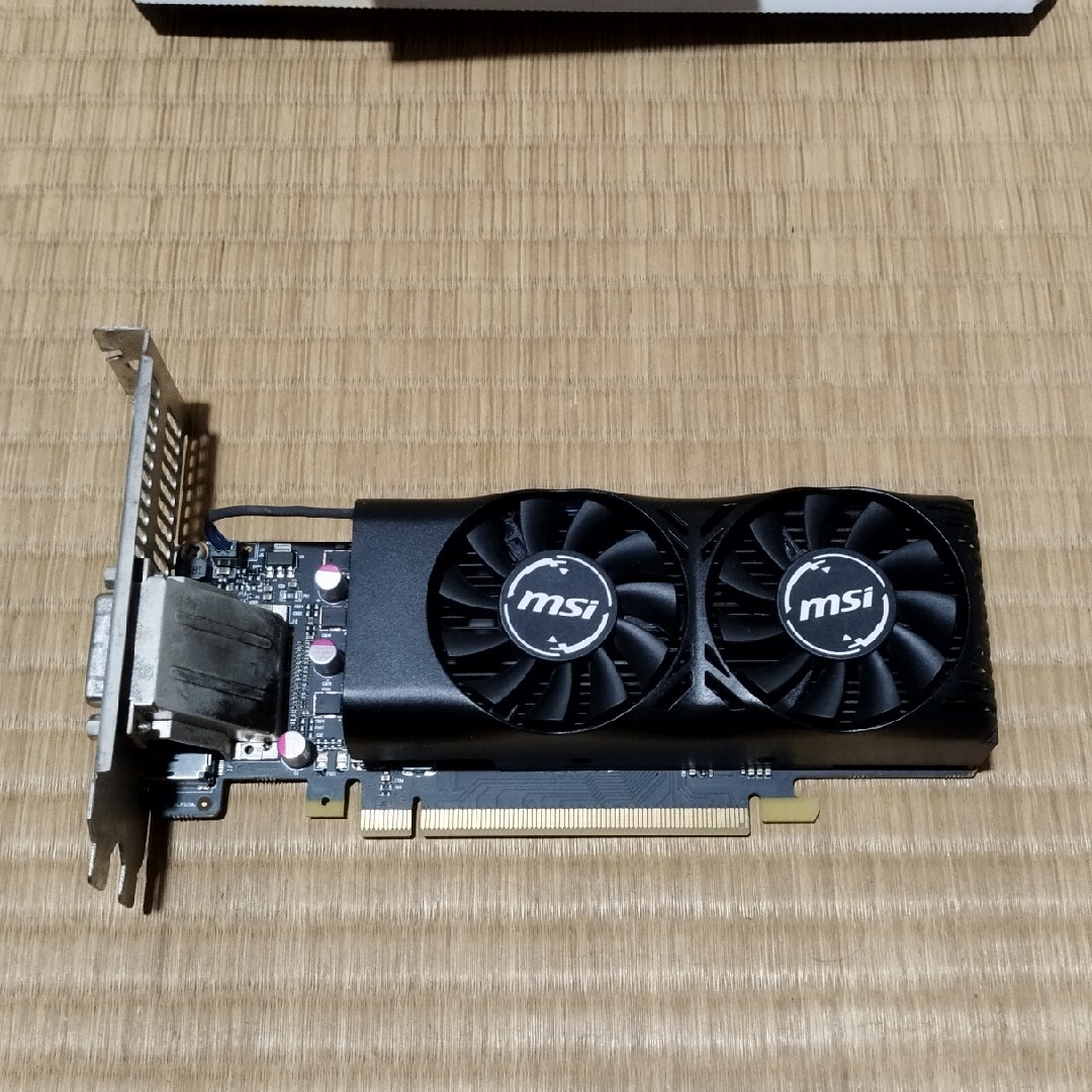 NVIDIA(エヌビディア)のMSI Geforce GTX 1050 Ti 4GT LP スマホ/家電/カメラのPC/タブレット(PCパーツ)の商品写真