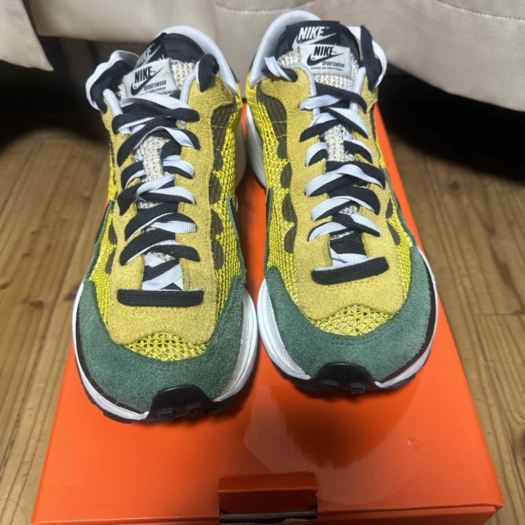 sacai(サカイ)のSACAI × NIKE VAPOR WAFFLE TOUR YELLOW メンズの靴/シューズ(スニーカー)の商品写真