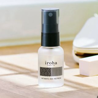 Cosme Kitchen - 新品　iroha/イロハ デリケートゾーンケアセット