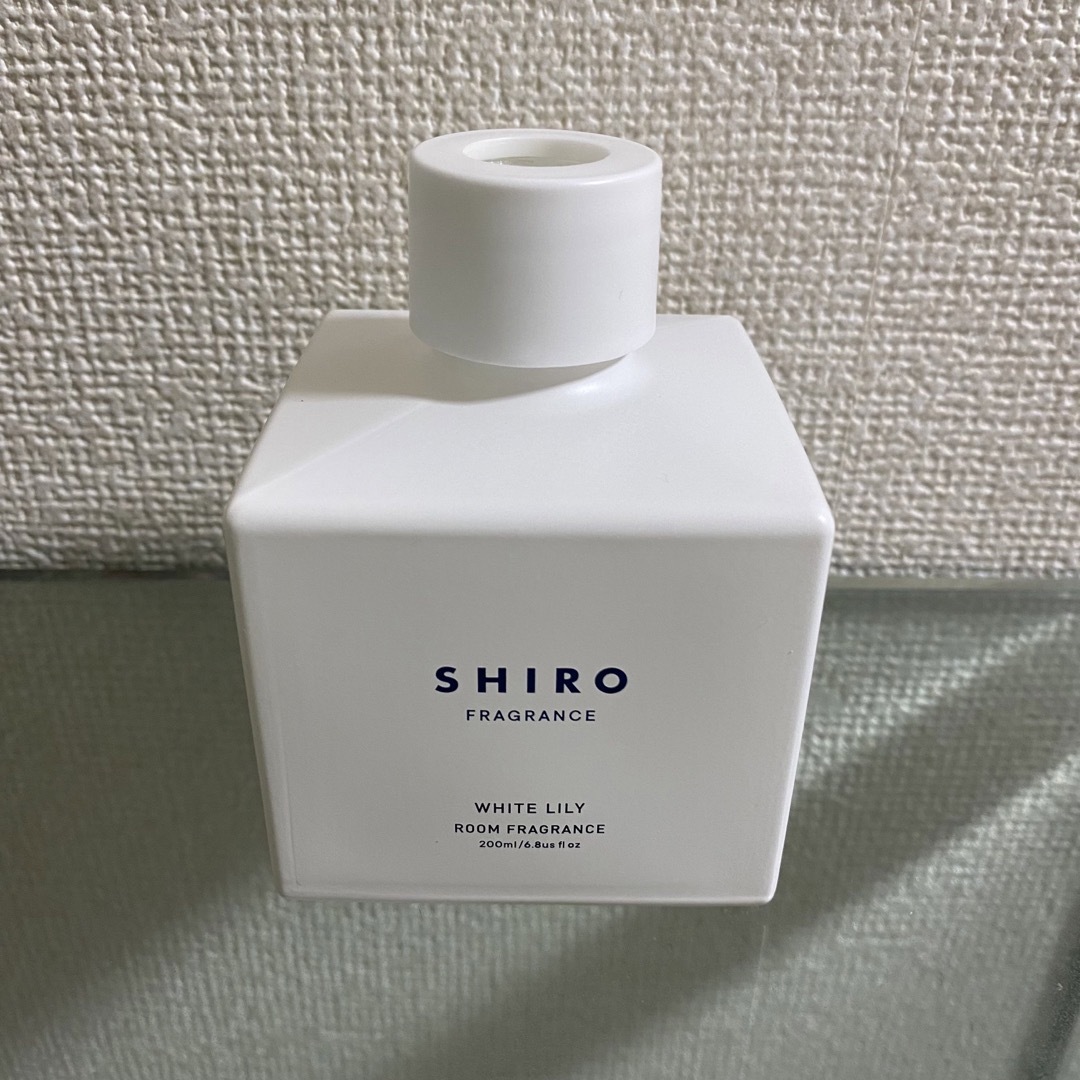 shiro(シロ)のシロ　SHIRO ホワイトリリー　ルームフレグランス空瓶 インテリア/住まい/日用品のインテリア小物(その他)の商品写真