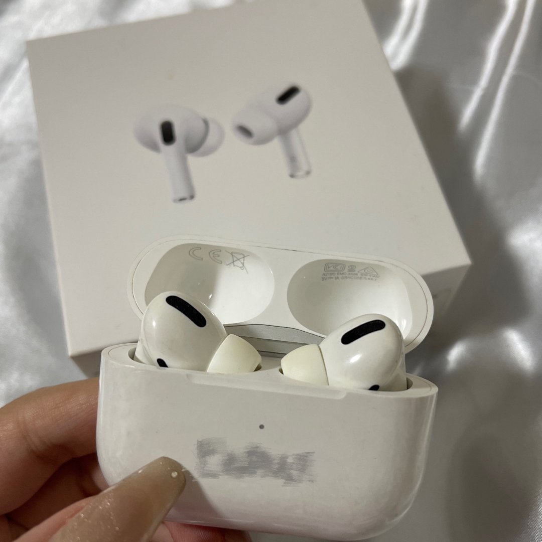 airpods pro 箱付きのサムネイル