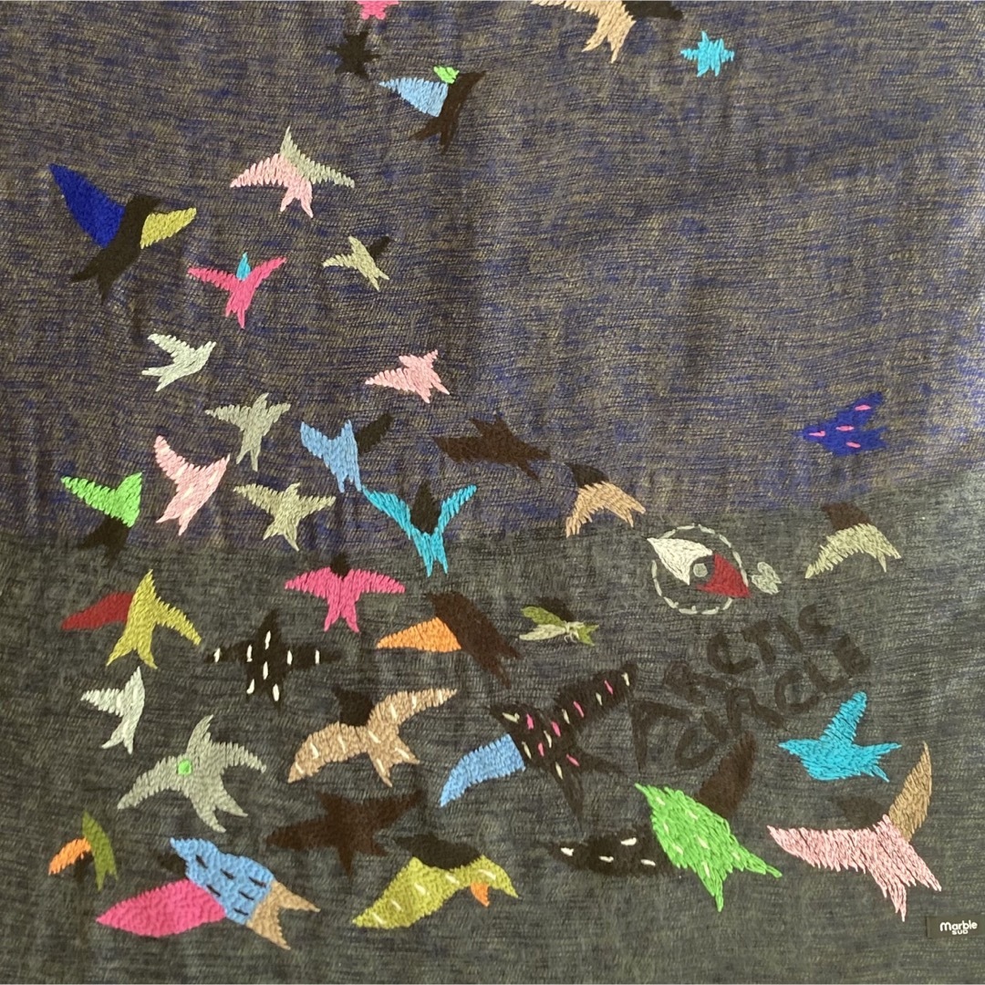 marble SUD マーブルシュッド 鳥 刺繍 ストールの通販 by marble SUD マーブルシュッド 鳥 刺繍 ストールの通販 by