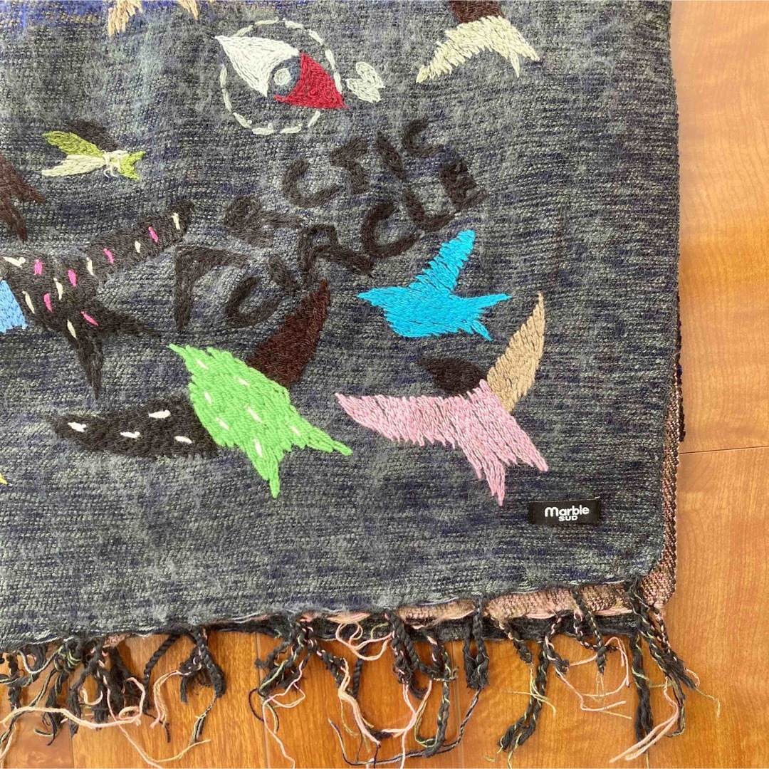 marble SUD マーブルシュッド 鳥 刺繍 ストールの通販 by marble SUD マーブルシュッド 鳥 刺繍 ストールの通販 by