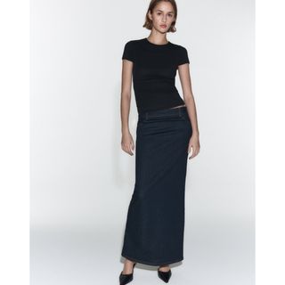 ザラ(ZARA)のZARA デニムスカート スリット(ロングスカート)