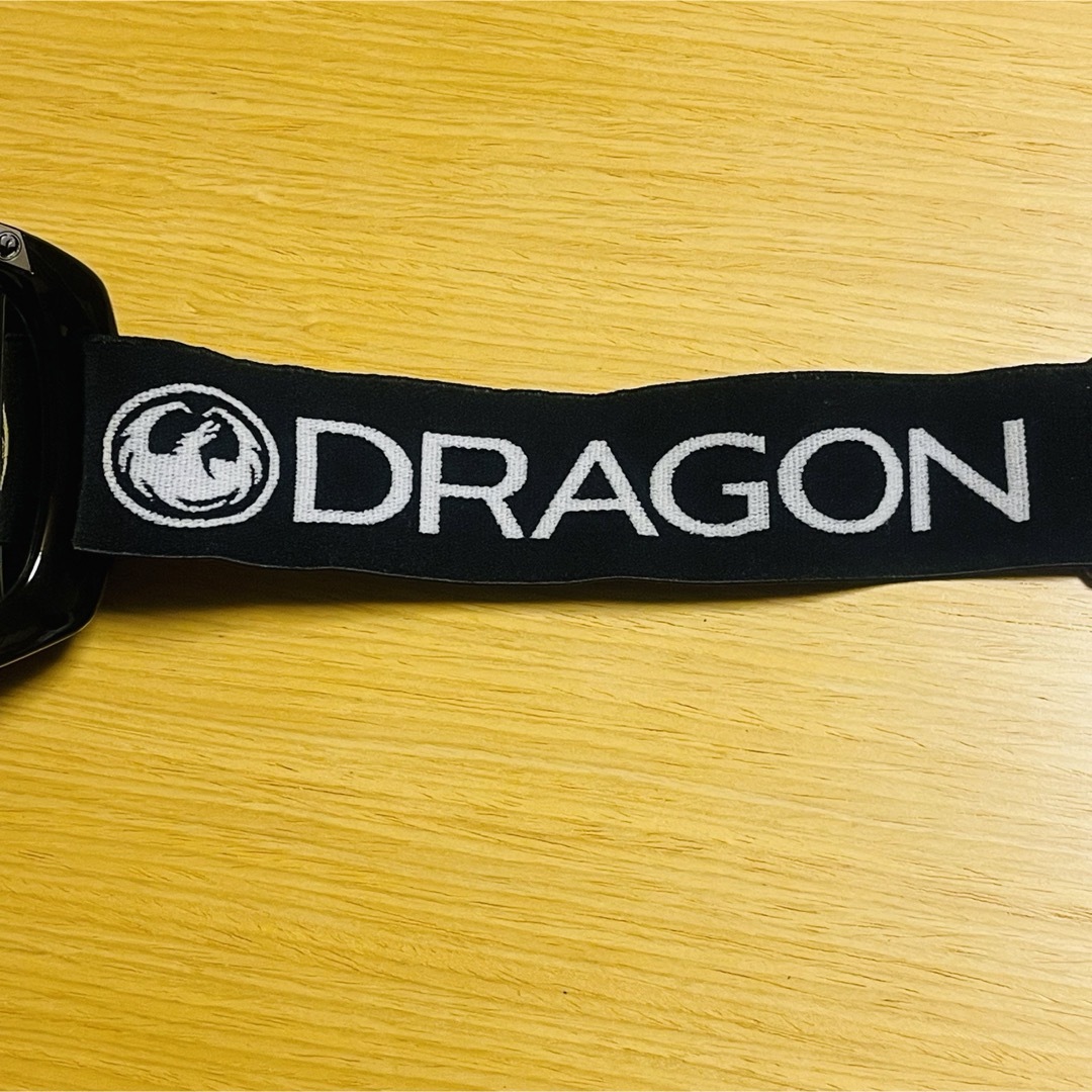 DRAGON(ドラゴン)の【みやしー様専用】【良品】DRAGON ゴーグル 収納ケース付き スポーツ/アウトドアのスノーボード(アクセサリー)の商品写真