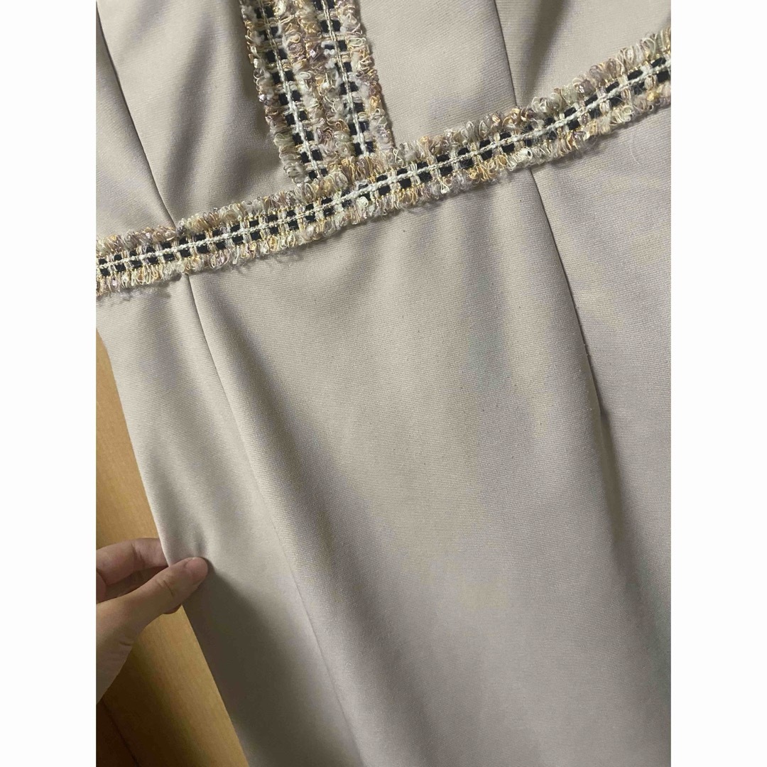 dazzy store(デイジーストア)のdazzy 完売ドレス　シンプル　格子柄刺繍切り替え半袖　タイト　ミニドレス レディースのフォーマル/ドレス(ナイトドレス)の商品写真