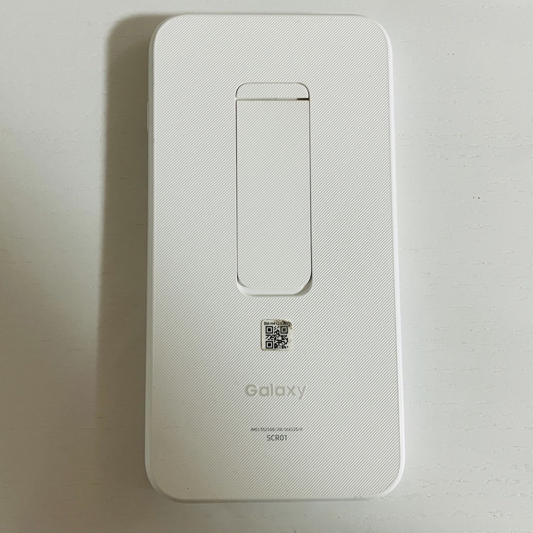SAMSUNG(サムスン)のGalaxy 5G Mobile Wi-Fi SCR01 スマホ/家電/カメラのスマートフォン/携帯電話(その他)の商品写真