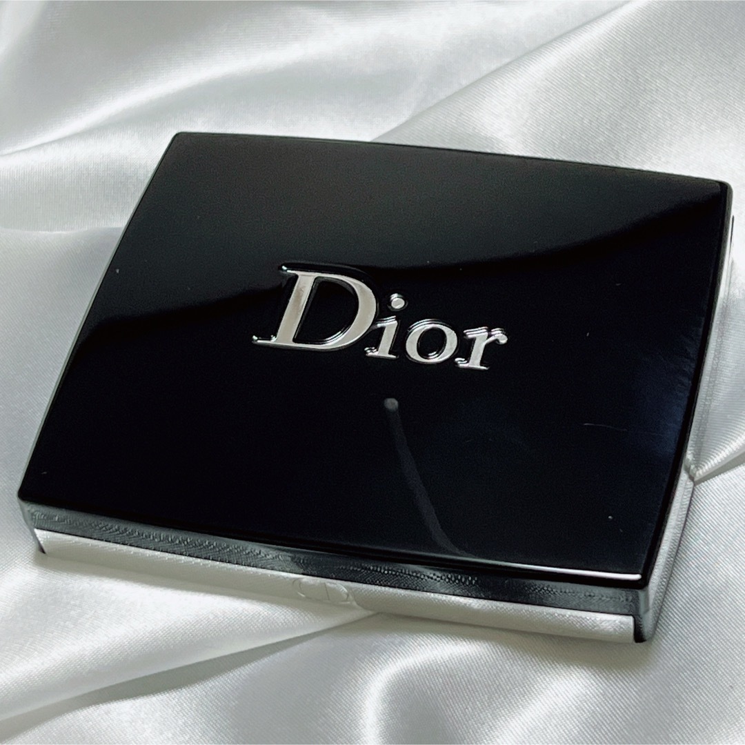 Christian Dior(クリスチャンディオール)のDIOR／サンク クルール 669 ソフトカシミア コスメ/美容のベースメイク/化粧品(アイシャドウ)の商品写真