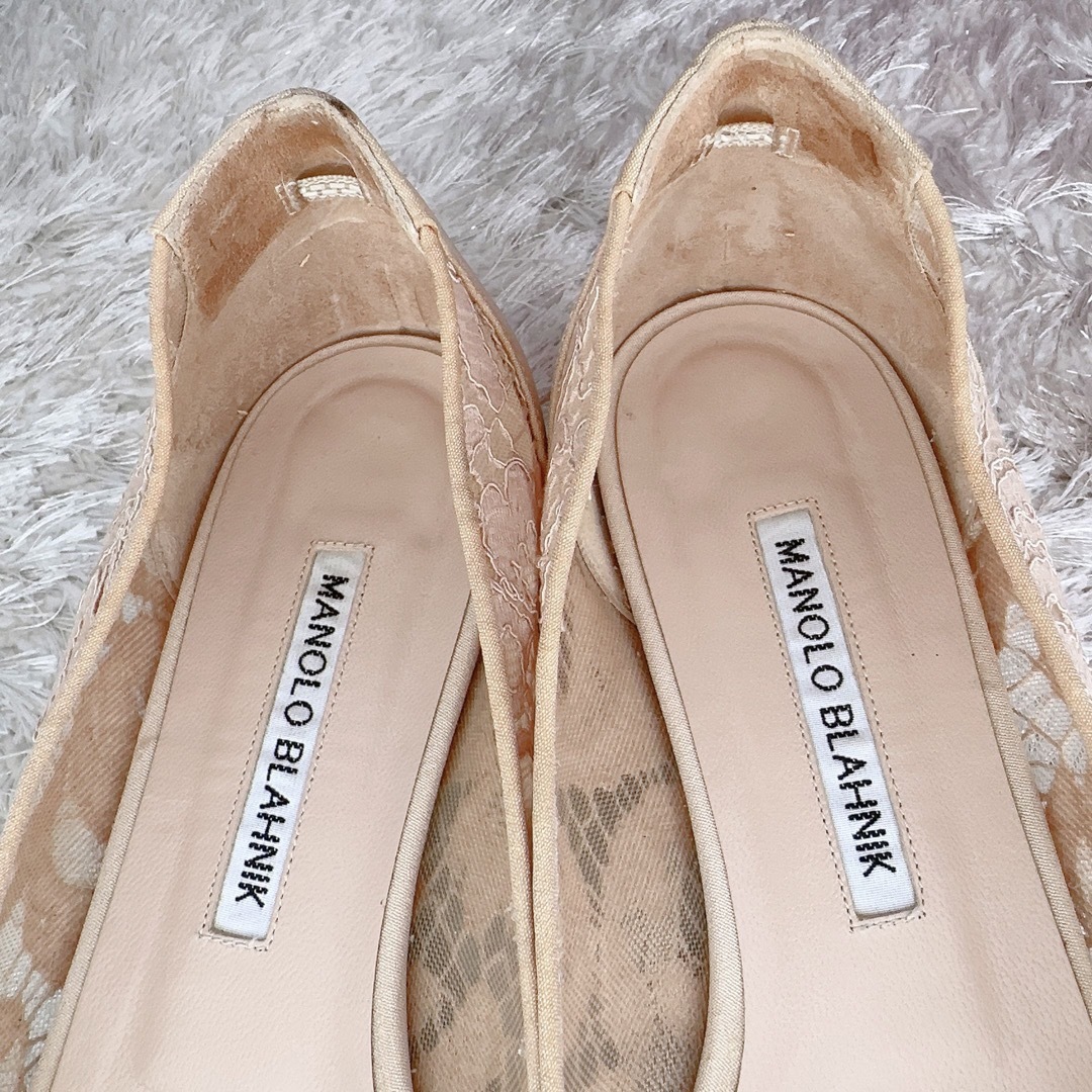 MANOLO BLAHNIK(マノロブラニク)のMANOLO BLAHNIK マノロブラニク　レース　フラットシューズ　パンプス レディースの靴/シューズ(ハイヒール/パンプス)の商品写真